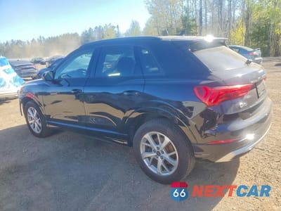 Drugie zdjęcie samochodu z przodu: 2022 AUDI Q3 KOMFORT 45 VIN:WA1AECF31N1064892 - miniatura