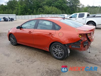 Drugie zdjęcie samochodu z przodu: 2023 KIA FORTE GT LINE VIN:3KPF54AD0PE652185 - miniatura