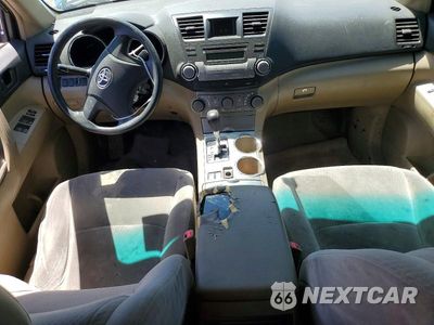 Zdjęcie 8 z 12 samochodu: 2008 TOYOTA HIGHLANDER BASE VIN:JTEDS41A282029988 - miniatura