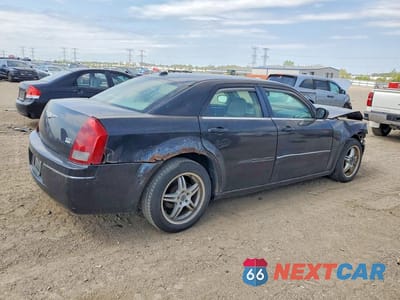 Trzecie zdjęcie samochodu z tyłu: 2006 CHRYSLER 300 TOURING VIN:2C3KA53G76H206713 - miniatura