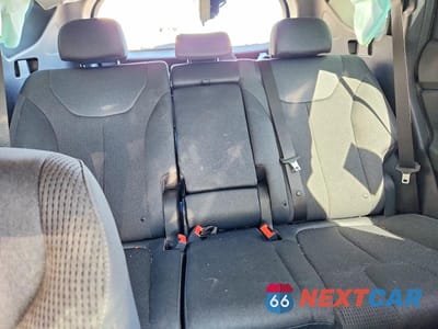 Zdjęcie 10 z 14 samochodu: 2019 HYUNDAI SANTA FE SE VIN:5NMS23ADXKH060411 - miniatura
