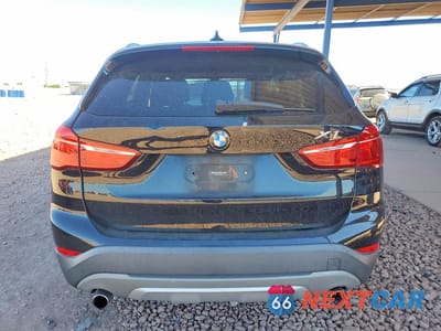 Zdjęcie 6 z 13 samochodu: 2016 BMW X1 XDRIVE28I VIN:WBXHT3C39GP882128 - miniatura
