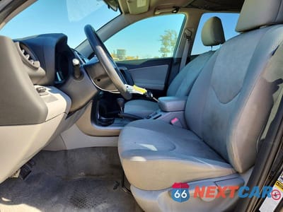 Zdjęcie 7 z 13 samochodu: 2010 TOYOTA RAV4 BASE VIN:JTMZF4DV7AD028021 - miniatura