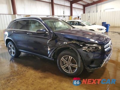 Czwarte zdjęcie samochodu z boku: 2022 MERCEDES-BENZ GLC 300 4MATIC VIN:W1N0G8EB4NG077045 - miniatura