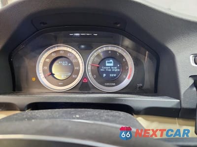 Zdjęcie 9 z 12 samochodu: 2013 VOLVO S60 T5 VIN:YV1612FH4D2217300 - miniatura