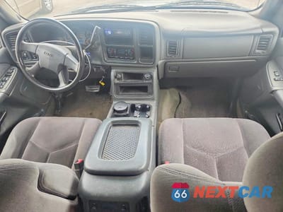Zdjęcie 8 z 12 samochodu: 2003 GMC SIERRA VIN:1GTGK13UX3F171773 - miniatura