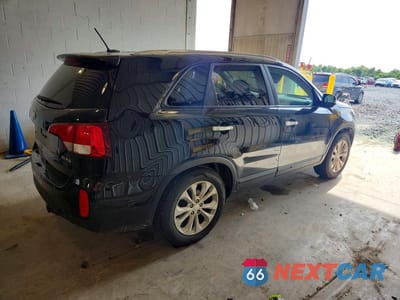 Trzecie zdjęcie samochodu z tyłu: 2015 KIA SORENTO EX VIN:5XYKU4A73FG645499 - miniatura