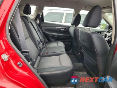 Zdjęcie 11 z 14 samochodu: 2017 NISSAN ROGUE S VIN:JN8AT2MV2HW275962 - miniatura