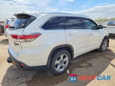 Trzecie zdjęcie samochodu z tyłu: 2015 TOYOTA HIGHLANDER HYBRID LIMITED PLATINUM VIN:5TDDCRFH3FS008786 - miniatura
