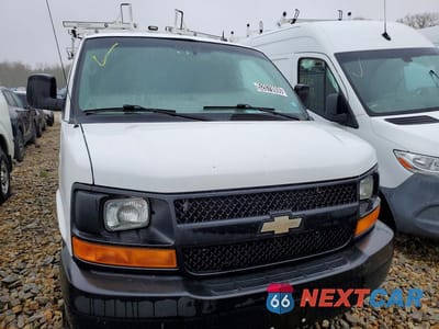 Piąte zdjęcie samochodu w środku: 2015 CHEVROLET EXPRESS G2500 VIN:1GCWGFCF0F1168393 - miniatura