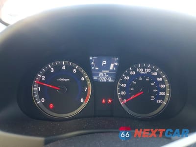 Zdjęcie 9 z 13 samochodu: 2013 HYUNDAI ACCENT GS VIN:KMHCT5AE6DU122397 - miniatura