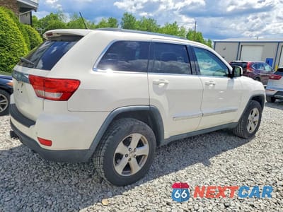 Trzecie zdjęcie samochodu z tyłu: 2011 JEEP GRAND CHEROKEE LAREDO VIN:1J4RR4GG4BC529616 - miniatura
