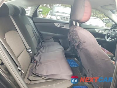 Zdjęcie 10 z 12 samochodu: 2023 KIA FORTE LX VIN:3KPF24AD8PE677411 - miniatura