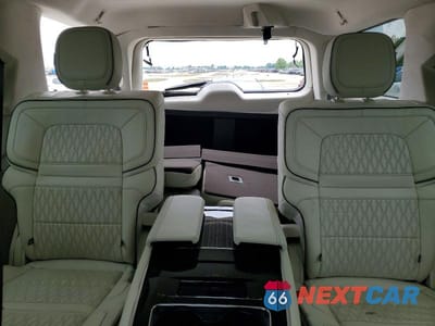 Zdjęcie 10 z 13 samochodu: 2024 LINCOLN NAVIGATOR BLACK LABEL VIN:5LMJJ2TG4REL12563 - miniatura