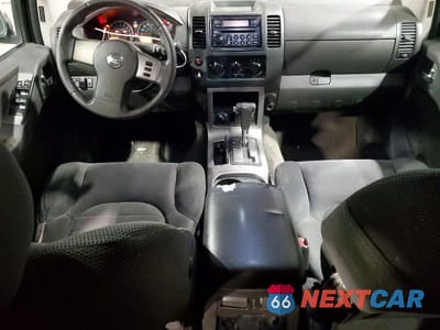 Zdjęcie 8 z 13 samochodu: 2005 NISSAN PATHFINDER XE VIN:5N1AR18W15C705125 - miniatura