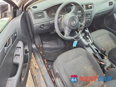 Zdjęcie 8 z 12 samochodu: 2013 VOLKSWAGEN JETTA BASE VIN:3VW2K7AJ0DM228342 - miniatura
