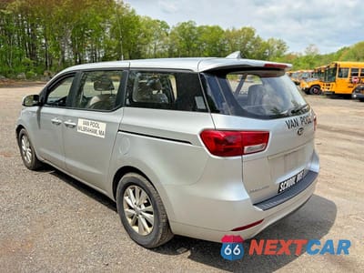 Trzecie zdjęcie samochodu z tyłu: 2016 KIA SEDONA L VIN:KNDMA5C15G6104796 - miniatura