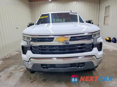 Piąte zdjęcie samochodu w środku: 2024 CHEVROLET SILVERADO K1500 LT VIN:2GCUDDED0R1272106 - miniatura