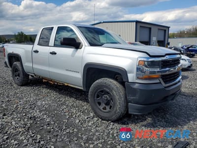 Czwarte zdjęcie samochodu z boku: 2016 CHEVROLET SILVERADO K1500 VIN:1GCVKNEC0GZ343851 - miniatura