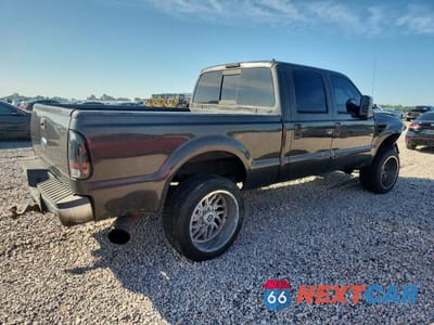 Trzecie zdjęcie samochodu z tyłu: 2008 FORD F250 SUPER DUTY VIN:1FTSW21R28EA30485 - miniatura
