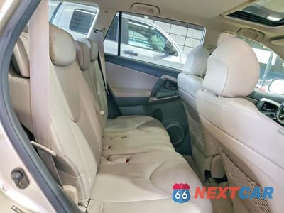 Zdjęcie 11 z 13 samochodu: 2006 TOYOTA RAV4 LIMITED VIN:JTMBK31V765007389 - miniatura
