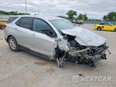 Czwarte zdjęcie samochodu z boku: 2019 CHEVROLET EQUINOX LT VIN:3GNAXKEV9KS599466 - miniatura