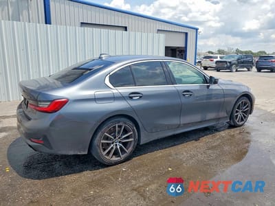 Trzecie zdjęcie samochodu z tyłu: 2021 BMW 330I VIN:3MW5R1J08M8C11312 - miniatura