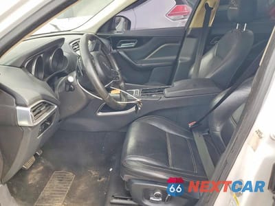 Zdjęcie 7 z 12 samochodu: 2019 JAGUAR F-PACE PRESTIGE VIN:SADCK2GX8KA609232 - miniatura