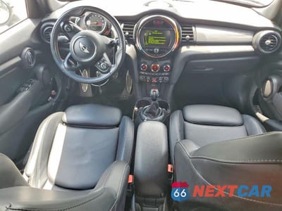 Zdjęcie 8 z 12 samochodu: 2016 MINI COOPER VIN:WMWXU1C55G2D57723 - miniatura