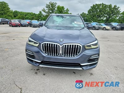 Piąte zdjęcie samochodu w środku: 2021 BMW X5 XDRIVE40I VIN:5UXCR6C05M9F55448 - miniatura