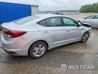 Trzecie zdjęcie samochodu z tyłu: 2019 HYUNDAI ELANTRA SEL VIN:KMHD84LF4KU858533 - miniatura