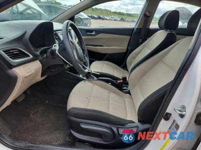 Zdjęcie 7 z 12 samochodu: 2021 HYUNDAI ACCENT SE VIN:3KPC24A61ME137768 - miniatura