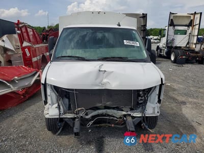 Piąte zdjęcie samochodu w środku: 2024 CHEVROLET EXPRESS G3500 VIN:1GB0GRF71R1250959 - miniatura