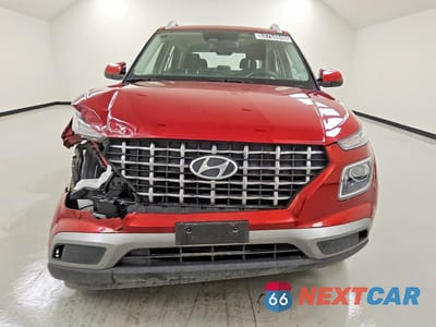 Piąte zdjęcie samochodu w środku: 2024 HYUNDAI VENUE SEL VIN:KMHRC8A35RU333902 - miniatura