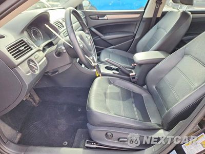 Zdjęcie 7 z 12 samochodu: 2014 VOLKSWAGEN PASSAT SE VIN:1VWBS7A34EC057146 - miniatura