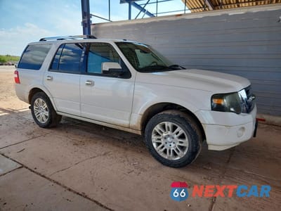 Czwarte zdjęcie samochodu z boku: 2011 FORD EXPEDITION LIMITED VIN:1FMJU1K56BEF09647 - miniatura