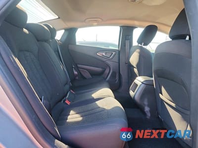 Zdjęcie 10 z 12 samochodu: 2016 CHRYSLER 200 LIMITED VIN:1C3CCCAG8GN155964 - miniatura