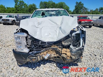 Piąte zdjęcie samochodu w środku: 2025 FORD F350 SUPER DUTY VIN:1FT8W3DA5SED59680 - miniatura