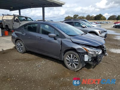Czwarte zdjęcie samochodu z boku: 2025 NISSAN VERSA SV VIN:3N1CN8EV4SL826456 - miniatura