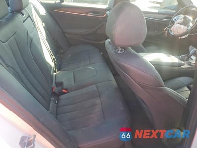 Zdjęcie 10 z 12 samochodu: 2023 BMW 530E VIN:WBA13AG01PCL44742 - miniatura
