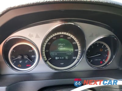 Zdjęcie 9 z 13 samochodu: 2011 MERCEDES-BENZ C 300 VIN:WDDGF5EB1BA424133 - miniatura