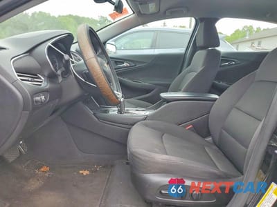 Zdjęcie 7 z 12 samochodu: 2017 CHEVROLET MALIBU LT VIN:1G1ZE5ST7HF156888 - miniatura
