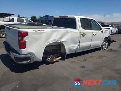 Trzecie zdjęcie samochodu z tyłu: 2019 CHEVROLET SILVERADO K1500 LT VIN:1GCRYDED8KZ391593 - miniatura