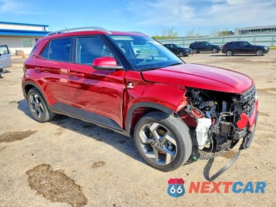 Czwarte zdjęcie samochodu z boku: 2023 HYUNDAI VENUE SEL VIN:KMHRC8A38PU228977 - miniatura