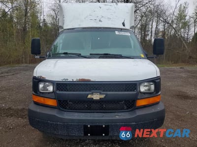 Piąte zdjęcie samochodu w środku: 2014 CHEVROLET EXPRESS G3500 VIN:1GB0G2CL1E1194251 - miniatura