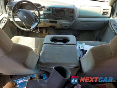 Zdjęcie 8 z 13 samochodu: 2004 FORD F250 SUPER DUTY VIN:1FTNW21P24EA47843 - miniatura