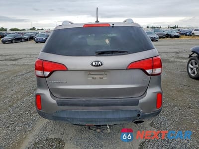 Zdjęcie 6 z 13 samochodu: 2015 KIA SORENTO LX VIN:5XYKTDA72FG651295 - miniatura