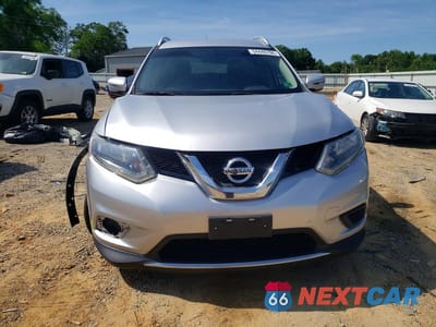 Piąte zdjęcie samochodu w środku: 2016 NISSAN ROGUE SV VIN:KNMAT2MVXGP698745 - miniatura