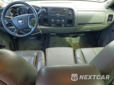 Zdjęcie 8 z 12 samochodu: 2011 CHEVROLET SILVERADO C2500 HEAVY DUTY VIN:1GC2CVCG9BZ350439 - miniatura