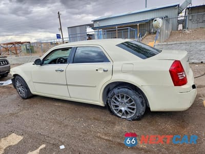 Drugie zdjęcie samochodu z przodu: 2010 CHRYSLER 300 TOURING VIN:2C3CA5CVXAH319325 - miniatura